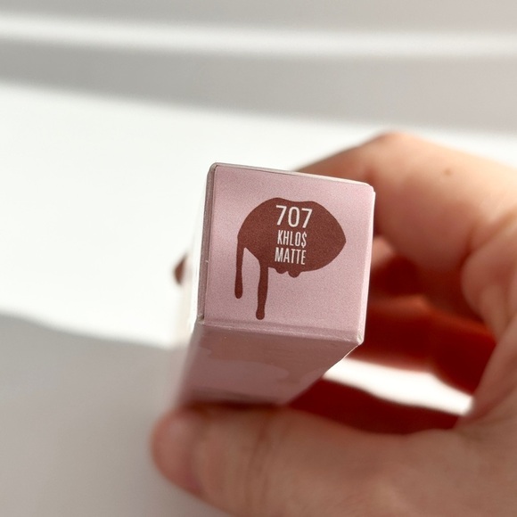 NWT Kylie Cosmetics Matte Liquid Lipstick - color 707 - KHLO$ - Picture 9 of 11